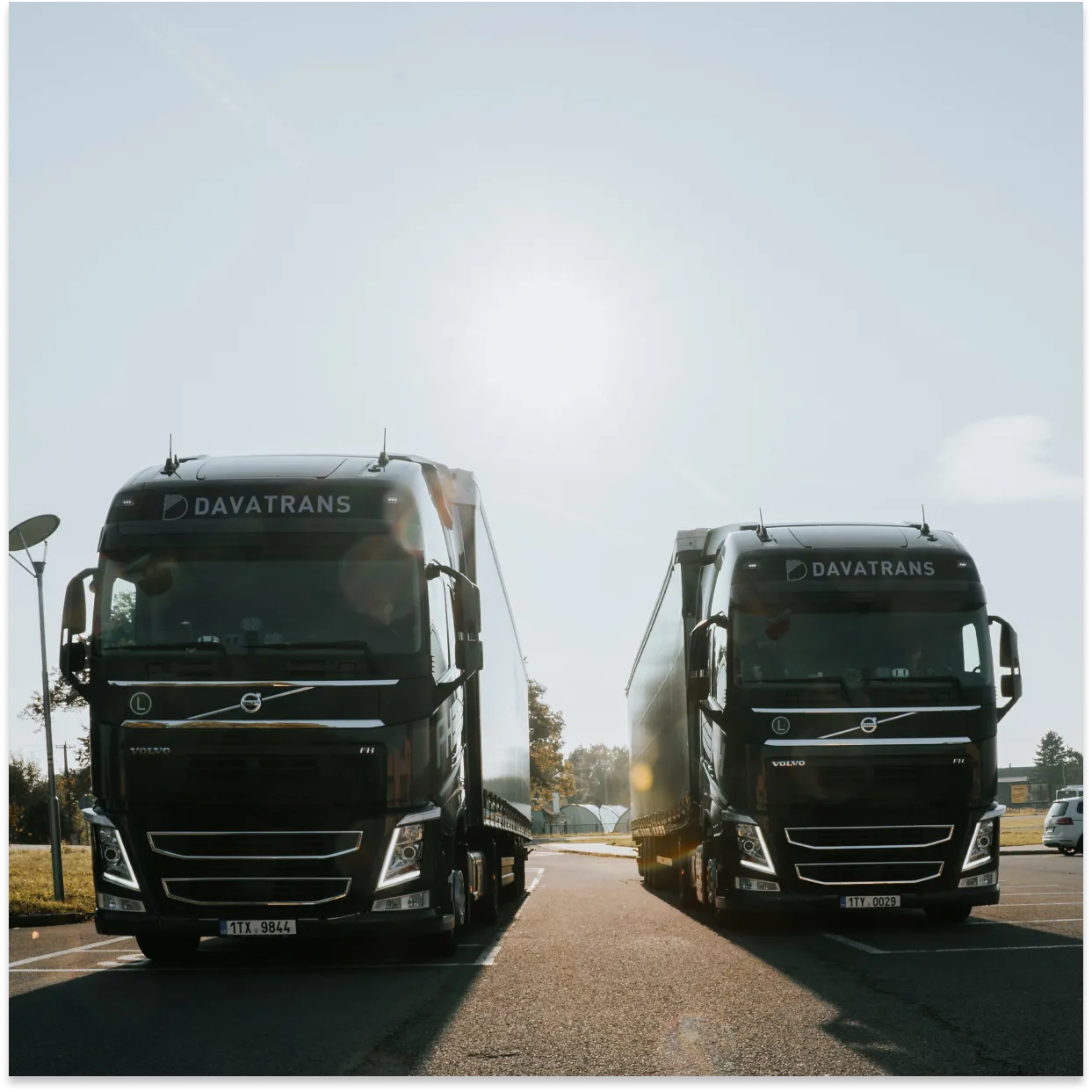Flotila tahačů VOLVO FH DAVATRANS